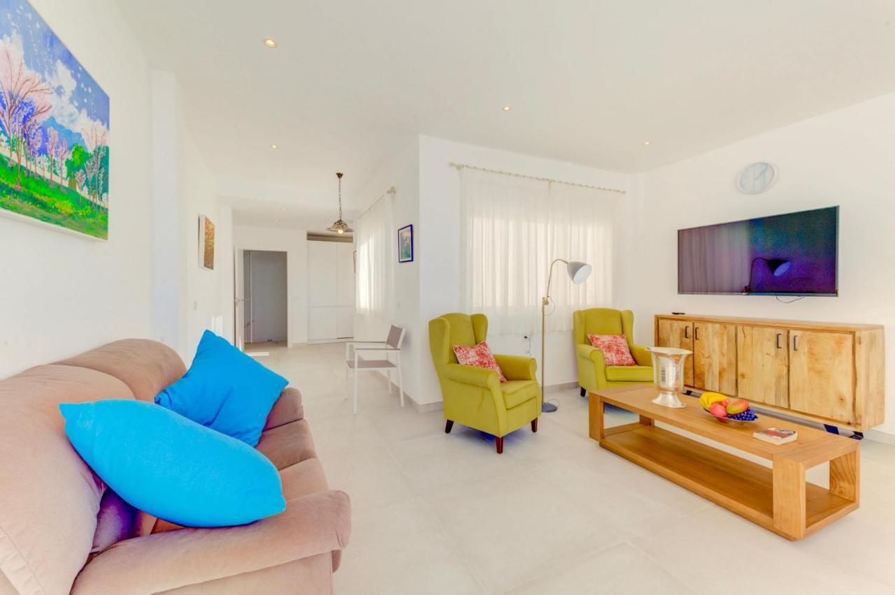 Beachfront Apartment Migjorn Cel By Sealand Villas 科洛尼亚圣霍尔迪 外观 照片