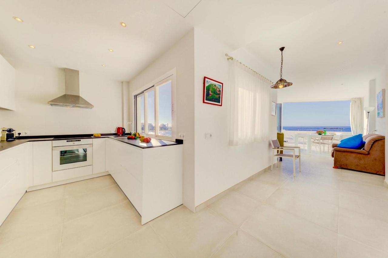 Beachfront Apartment Migjorn Cel By Sealand Villas 科洛尼亚圣霍尔迪 外观 照片